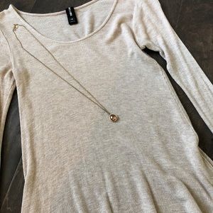 A&D thermal long sleeve w/thumb hole